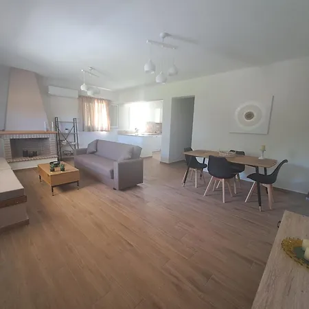 Leylands Yard Agios Fokas (Laconia)