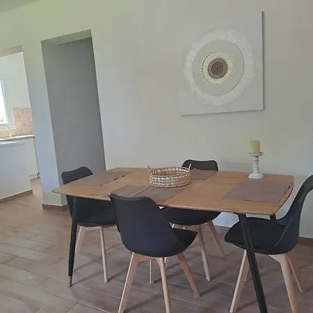Leylands Yard Apartment