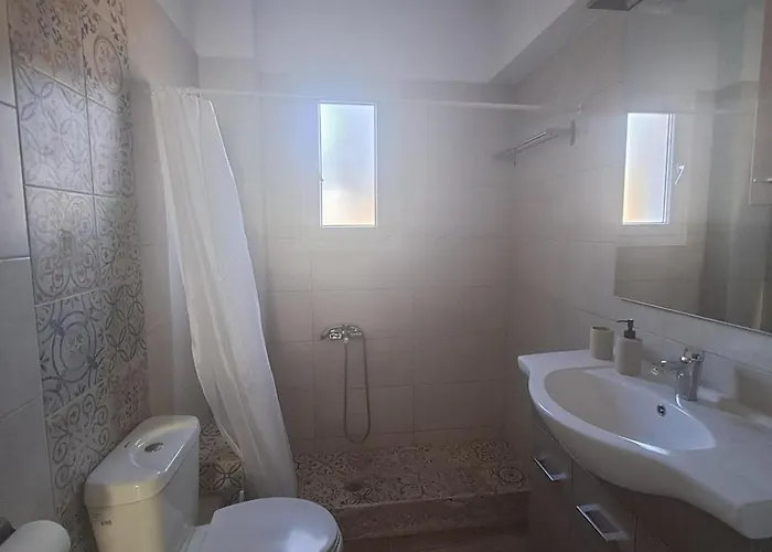 Leylands Yard * Agios Fokas (Laconia)