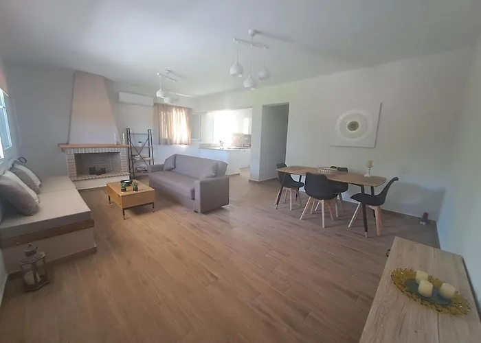 Leylands Yard Agios Fokas (Laconia)